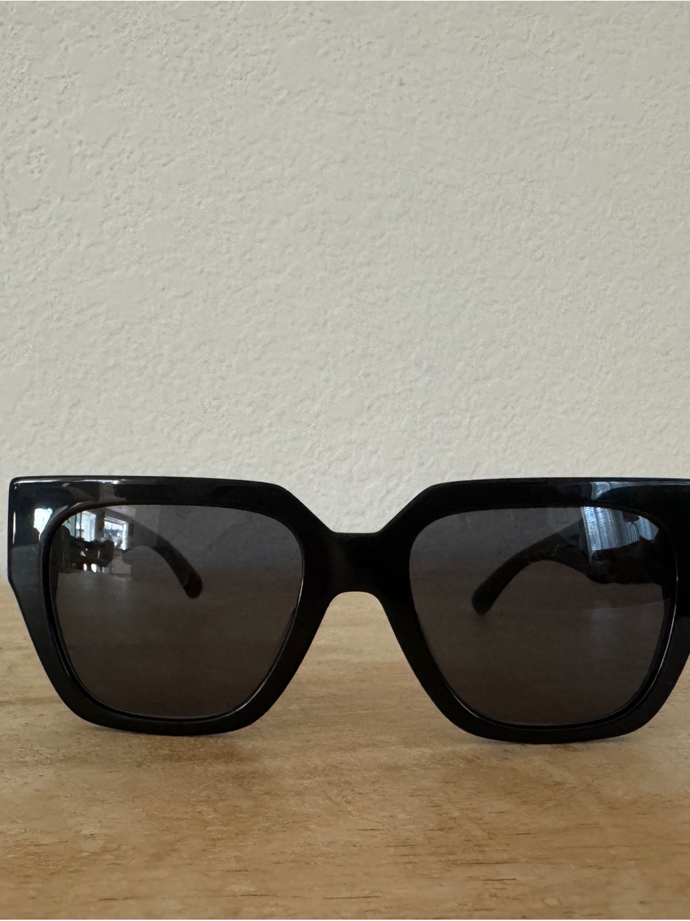 NWT Versace Black Square Frame Medusa Medallion Sunglasses New in Box Authentic - Picture 12 of 15